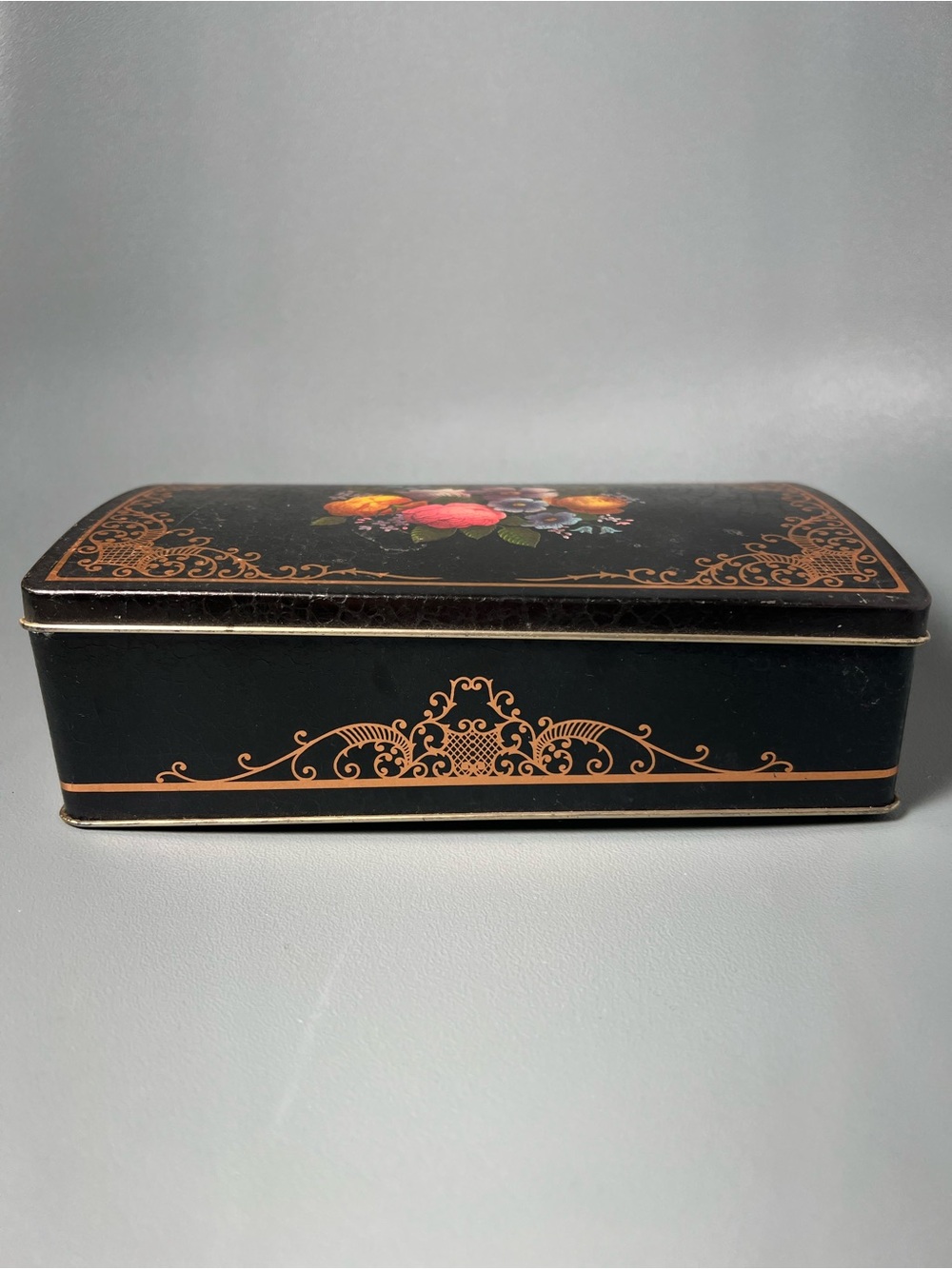 Floral Tin Container - Picture 2 of 8